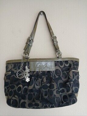 COACH Gallery Tote F13762 Signature Optic Jacquard Shoulder Bag Olive